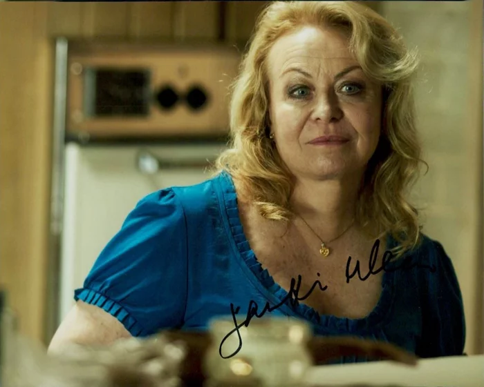 Jacki Weaver autograph