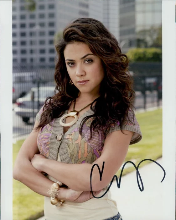 Camille Guaty autograph