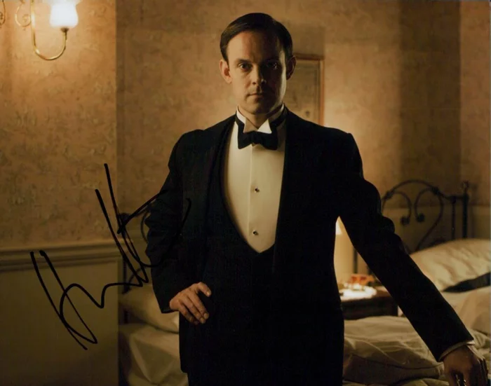 Harry Hadden-Paton autograph