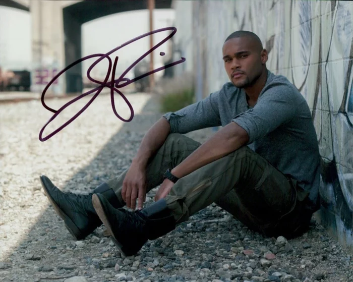 Jeff Pierre autograph