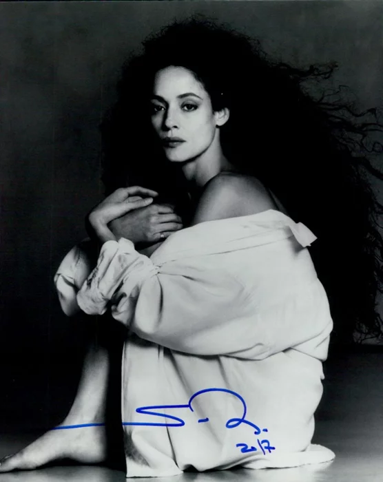 Sonia Braga autograph