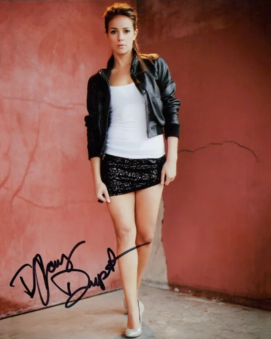 Tiffany Dupont autograph