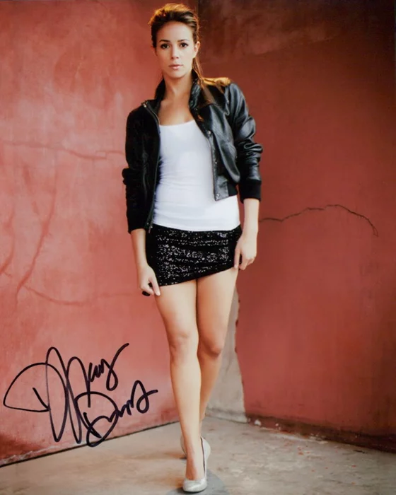 Tiffany Dupont autograph