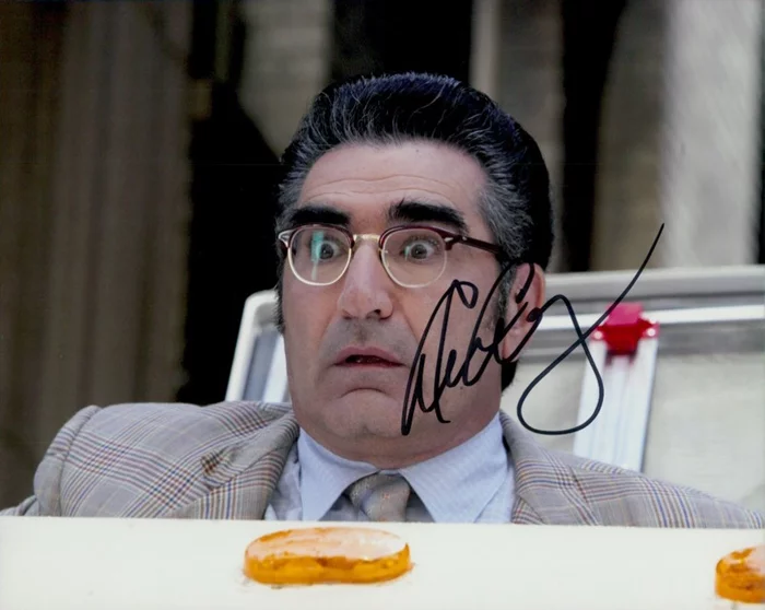 Eugene Levy autograph