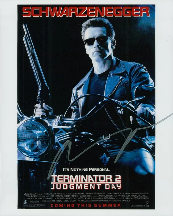 Arnold Schwarzenegger autograph