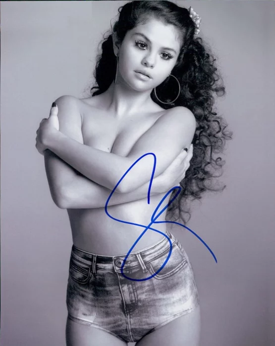 Selena Gomez autograph