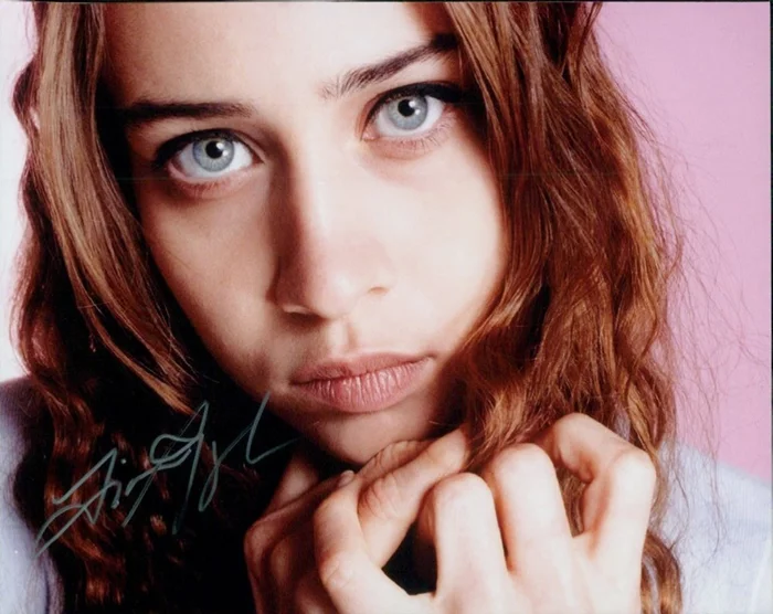 Fiona Apple autograph