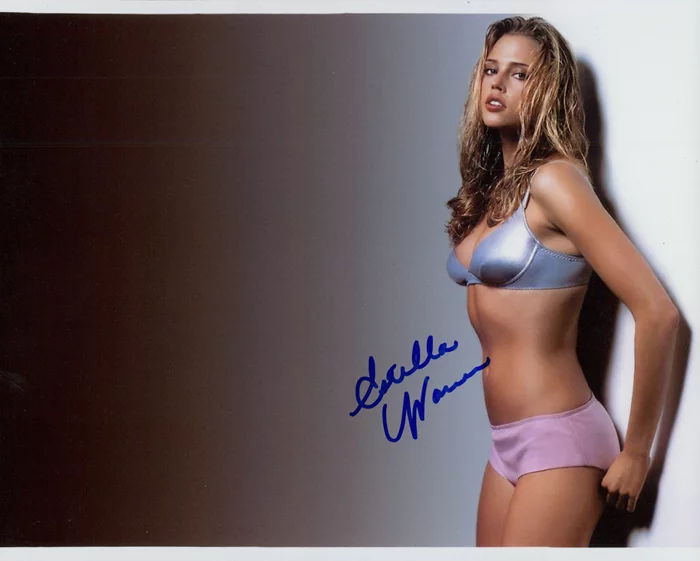 Estella Warren autograph