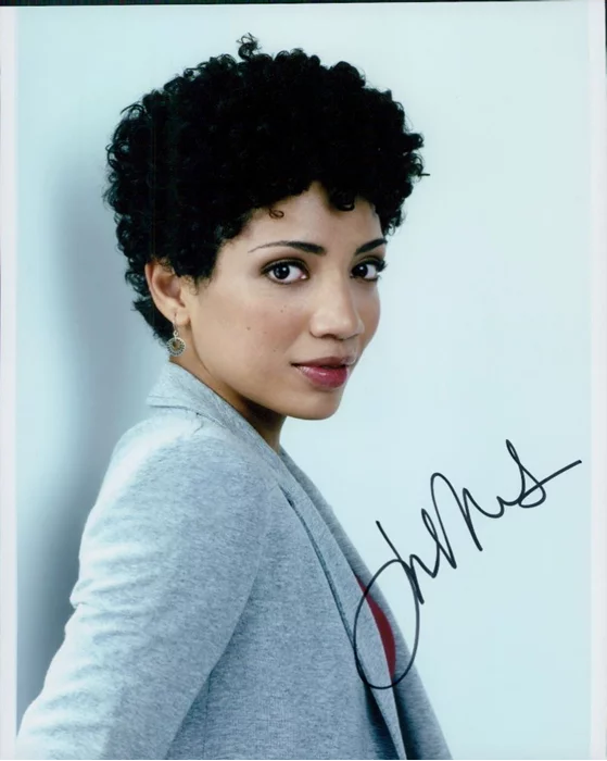 Jasika Nicole autograph