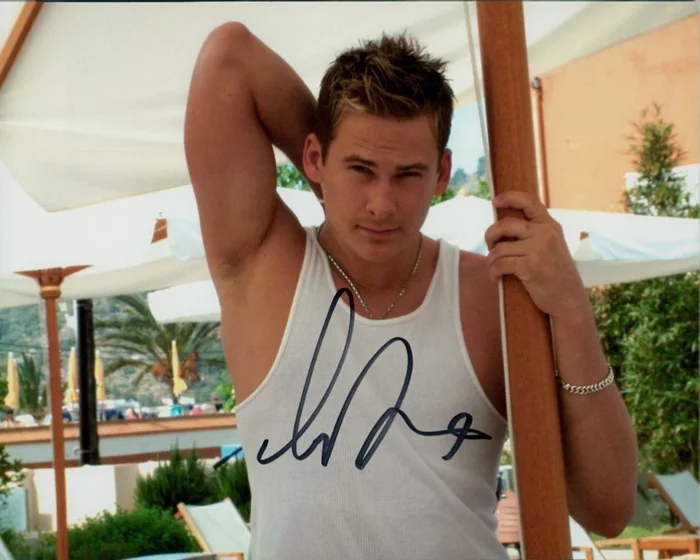 Lee Ryan autograph