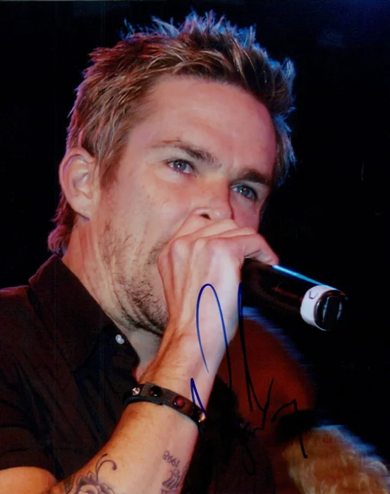 Mark McGrath autograph
