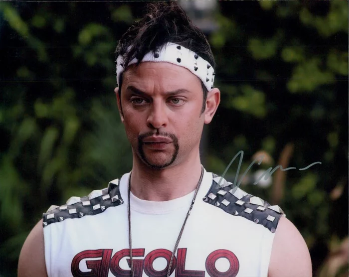 Nick Kroll autograph