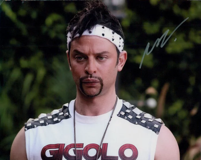 Nick Kroll autograph