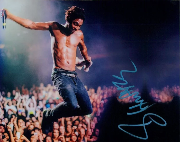 Shwayze autograph