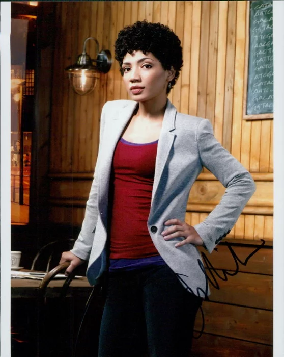 Jasika Nicole autograph