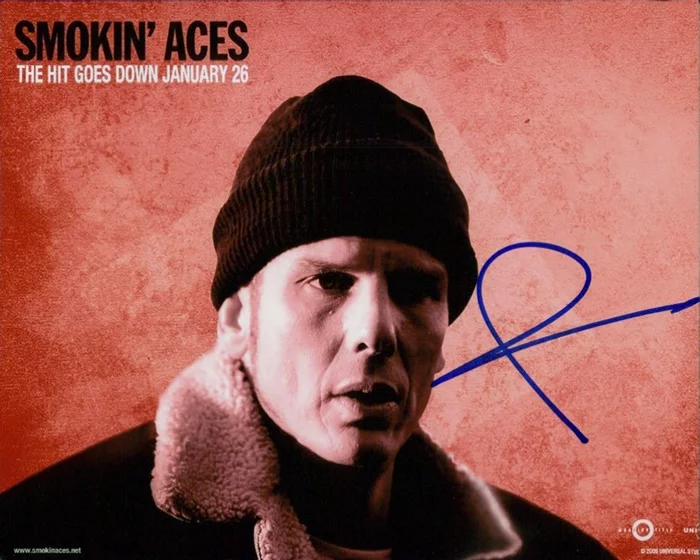 Peter Berg autograph