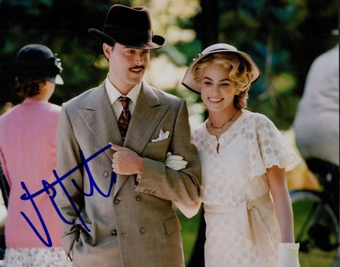 Jack Huston autograph