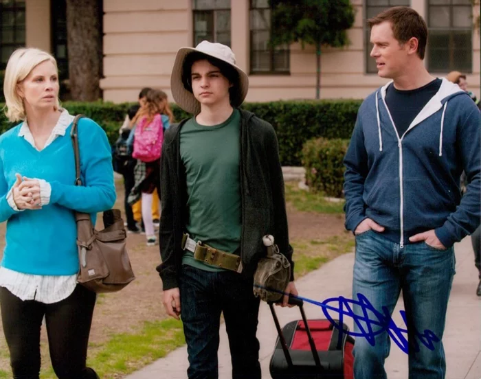 Max  Burkholder autograph