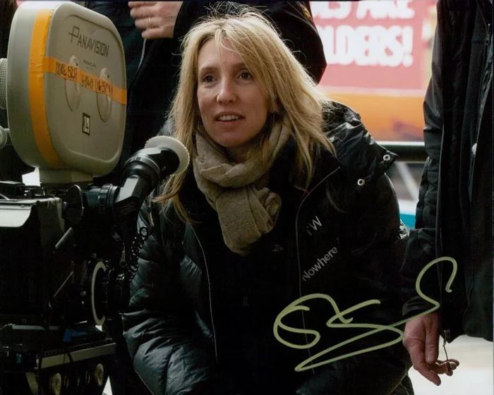 Sam Taylor-Johnson autograph