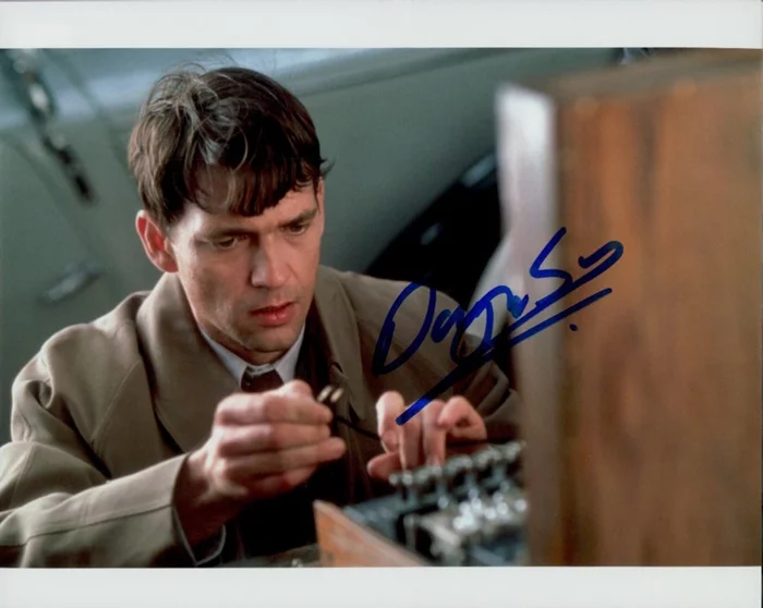Dougray Scott autograph