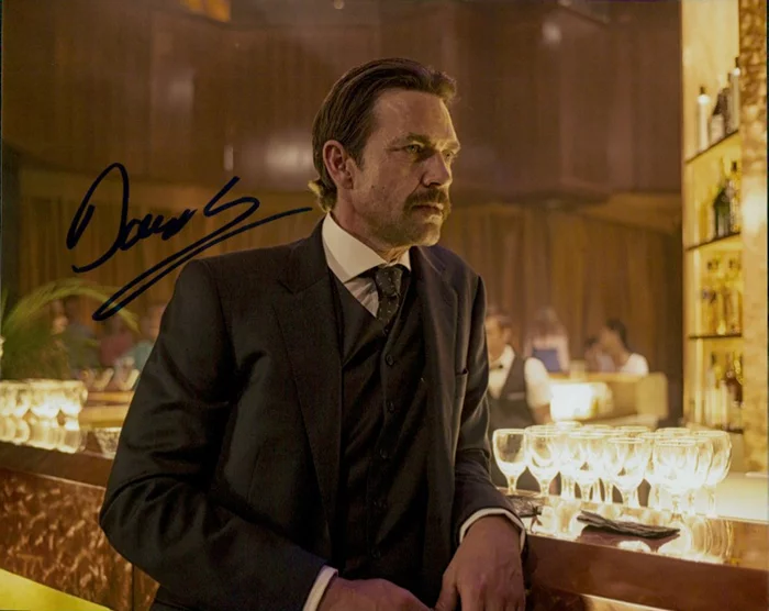 Dougray Scott autograph
