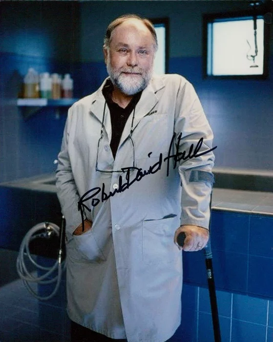 Robert David Hall autograph