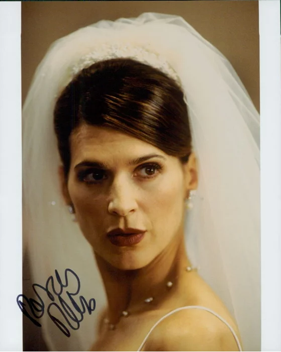 Perry Reeves autograph