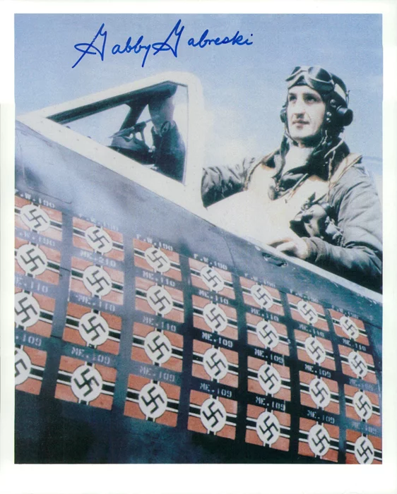 Gabby Gabreski autograph