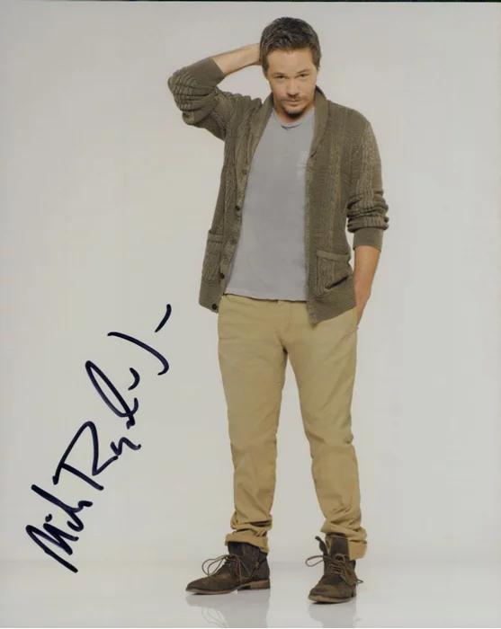 Michael Raymond-James autograph