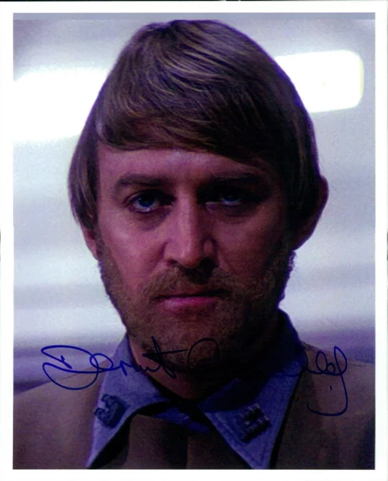 Dermot Crowley autograph