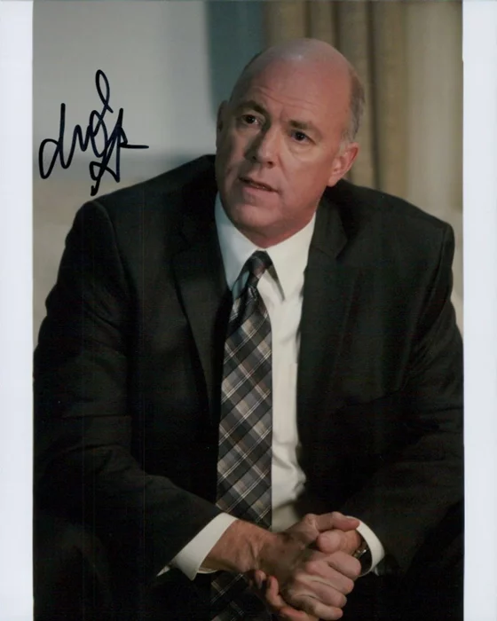 Michael Gaston autograph
