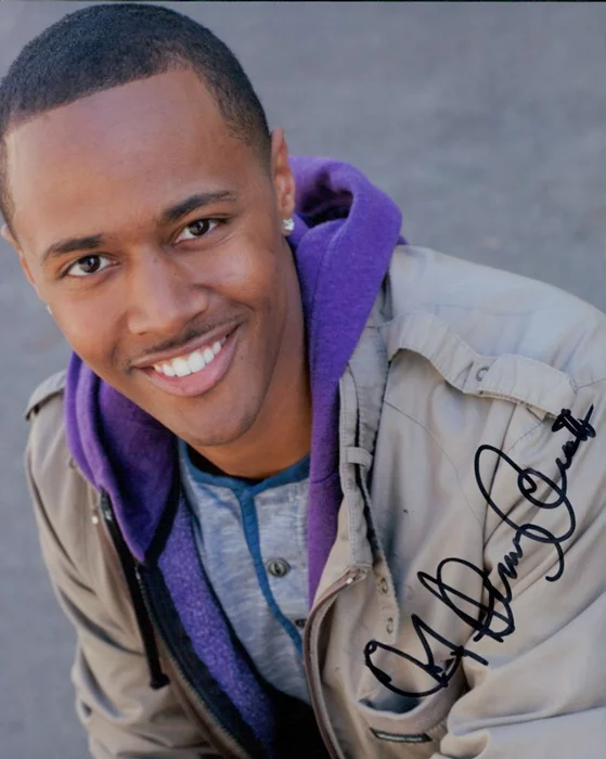 Anthony Chatmon autograph