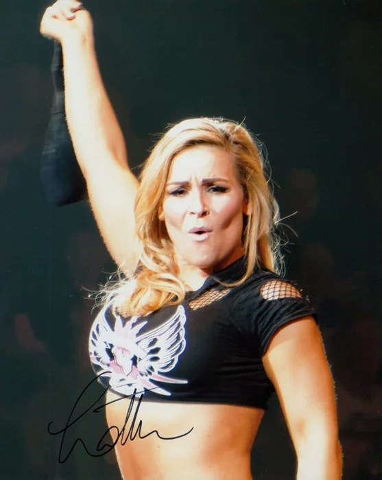Natalya Neidhart autograph