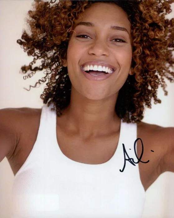 Annie Ilonzeh autograph