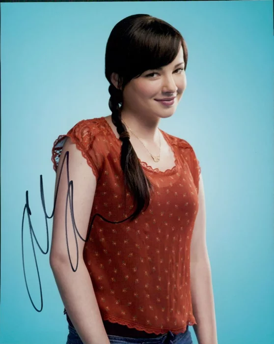 Ashley Rickards autograph
