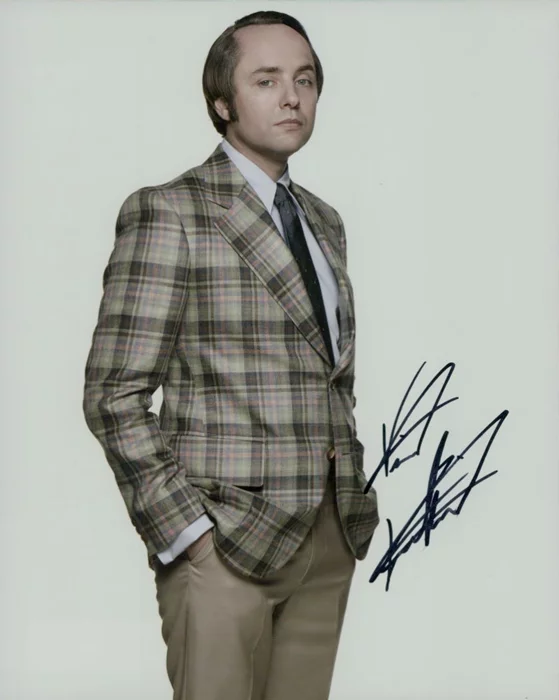 Vincent Kartheiser autograph