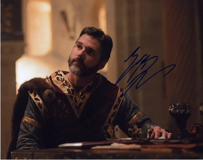 Eric Bana autograph