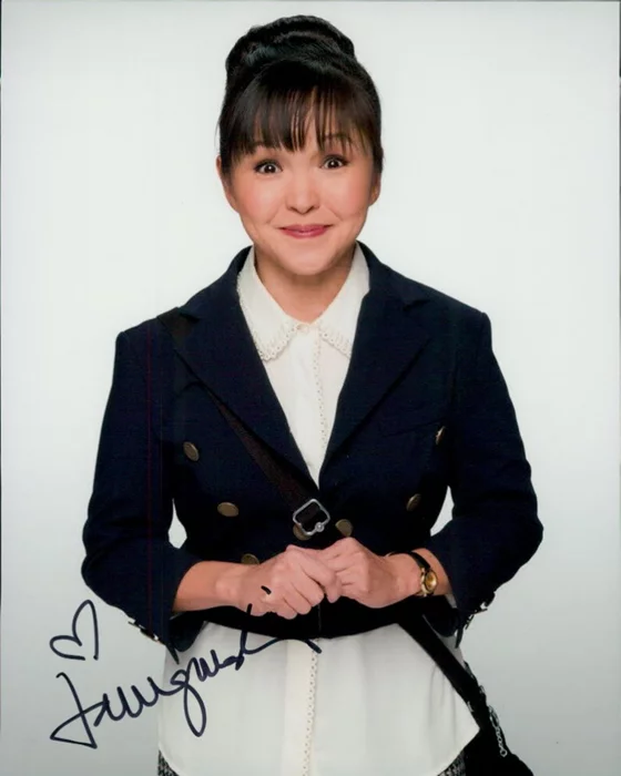 Tania Gunadi autograph