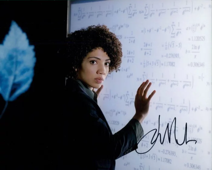 Jasika Nicole autograph