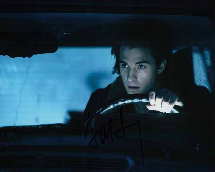 Scott Speedman autograph