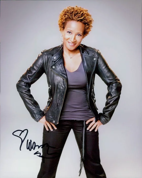 Wanda Sykes autograph