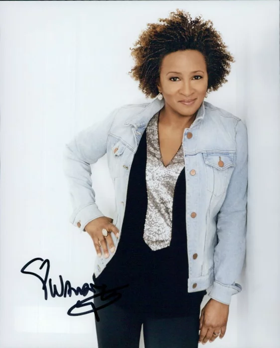Wanda Sykes autograph