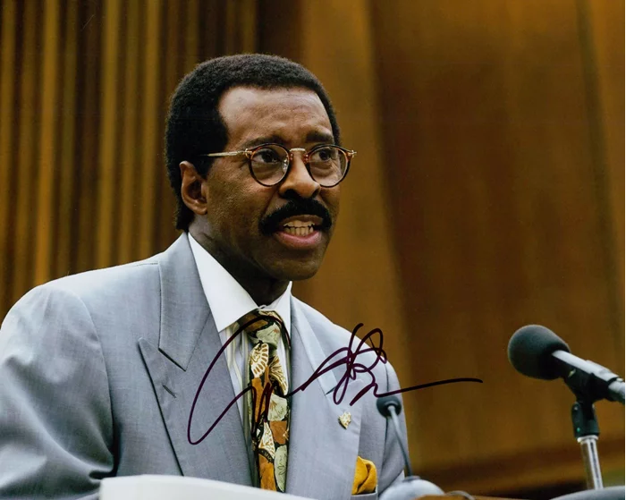 Courtney B. Vance autograph