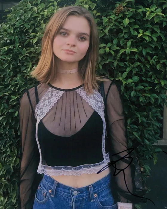 Kerris Dorsey autograph