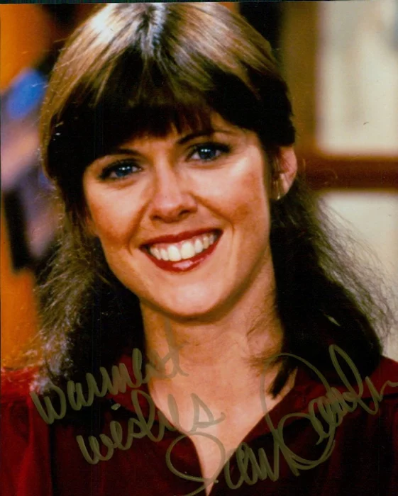 Pam Dawber autograph