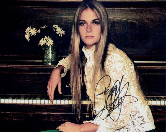 Peggy Lipton autograph
