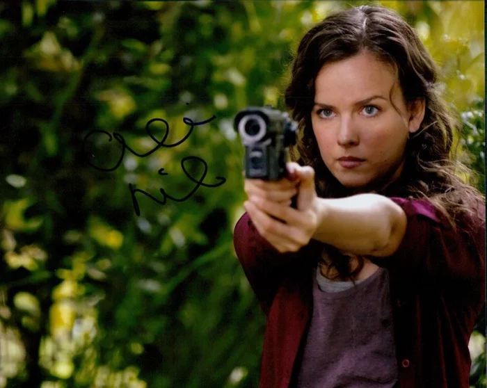 Allison Miller autograph