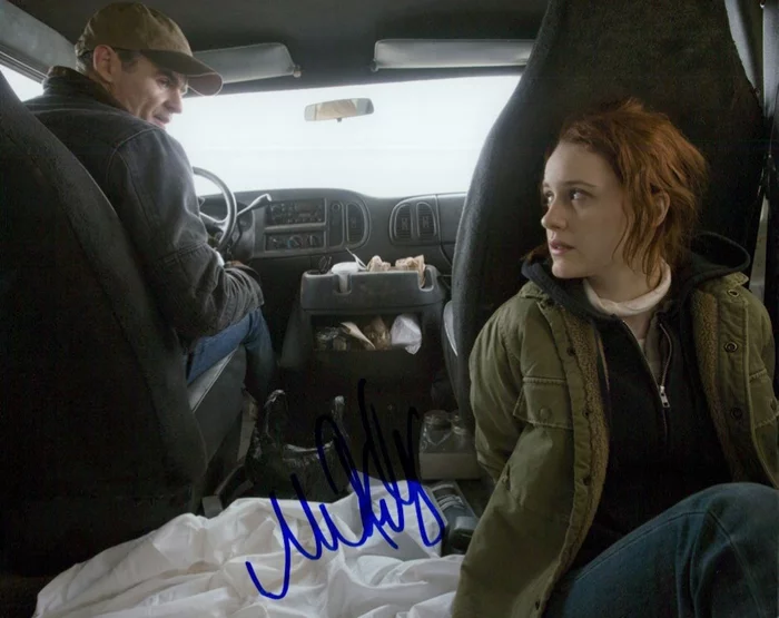 Michael Kelly autograph