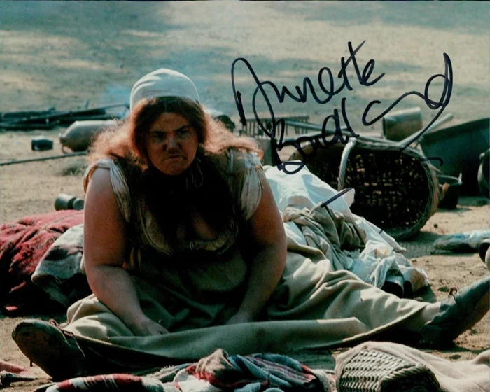 Annette Badland autograph