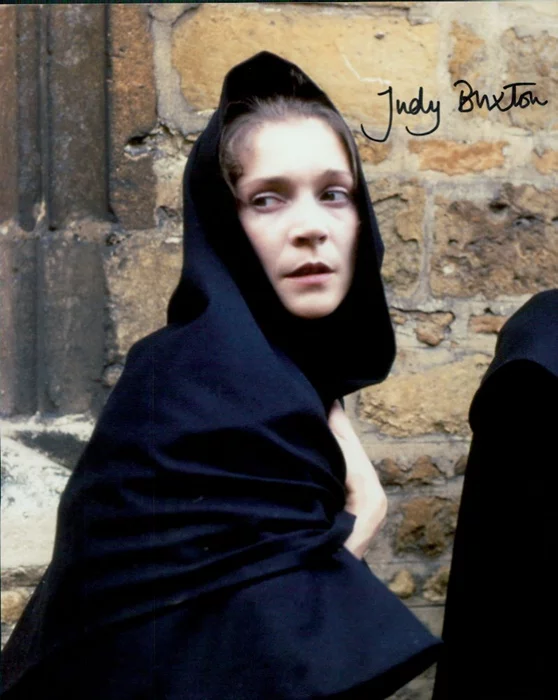 Judy Buxton autograph